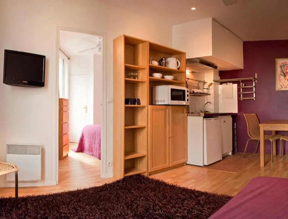 ** Hotel Residence Blanche Montmartre Paris França