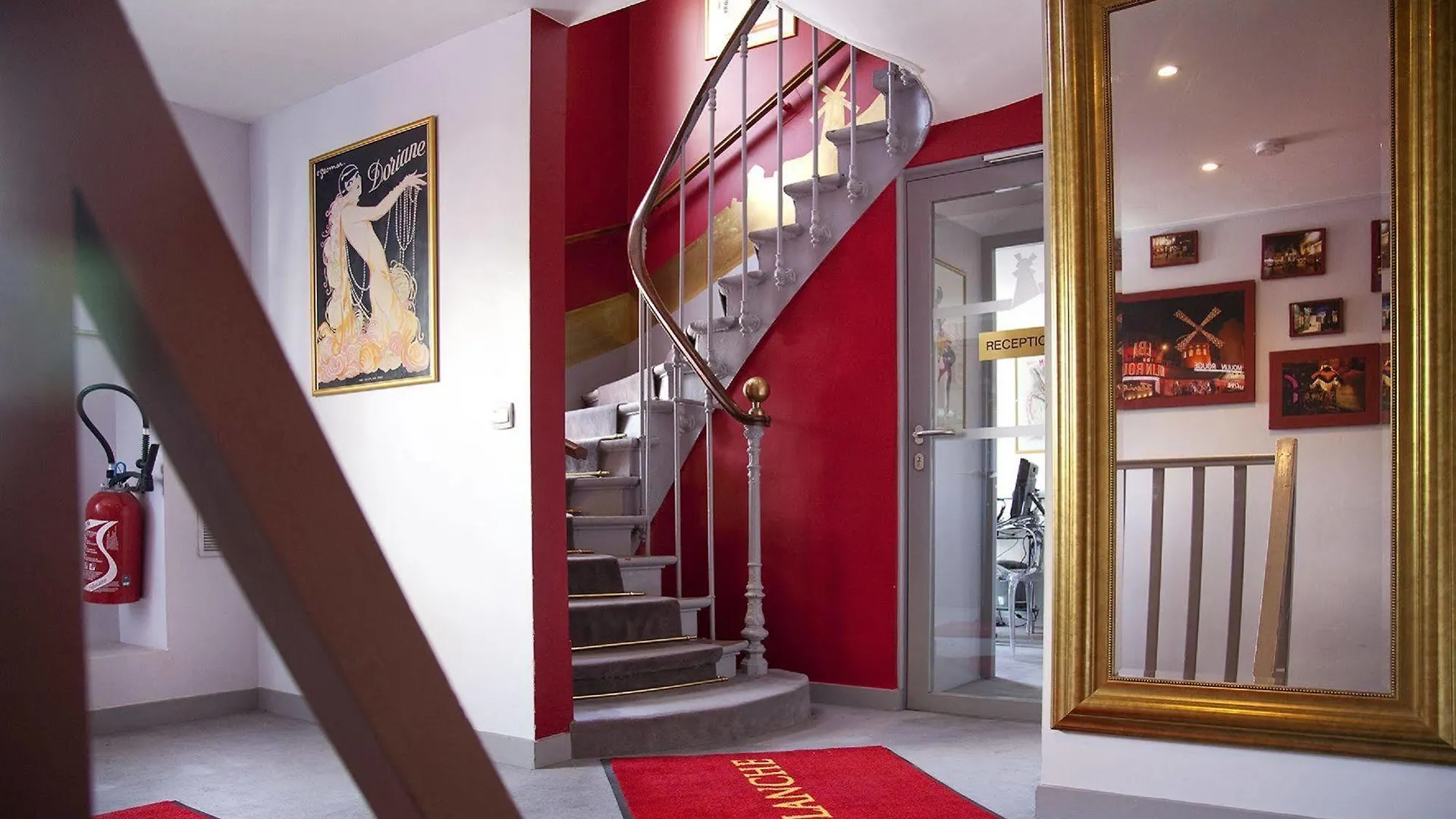 Residence Blanche Montmartre Paris França