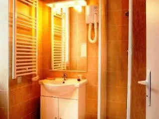 ** Hotel Residence Blanche Montmartre Paris França